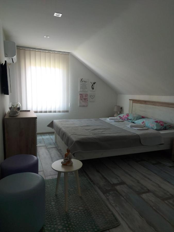 Lucic Guesthouse Cetinje Eksteriør bilde